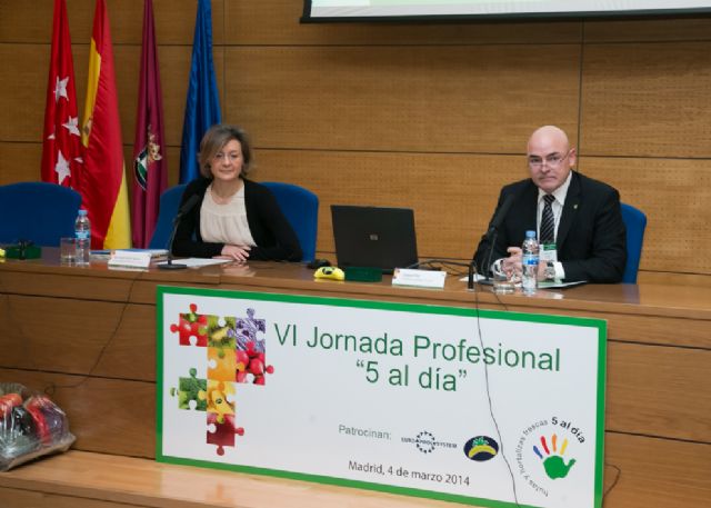 Isabel García Tejerina inaugurando la Jornada Profesional